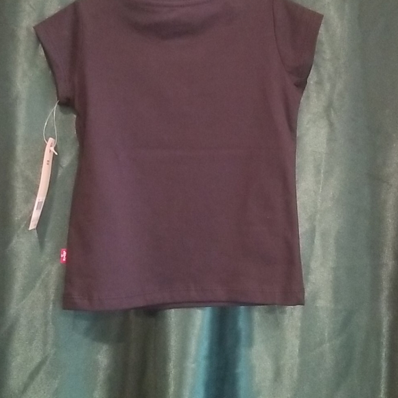 Levi Black Tee - Picture 3 of 3